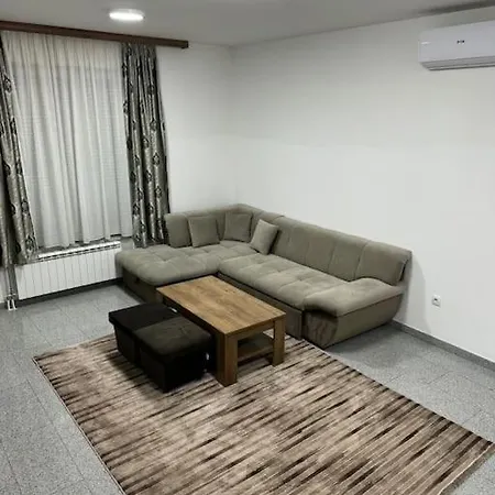 Lux * בייאליינה